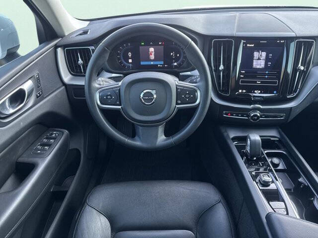 2023 Volvo XC60 B5 Core