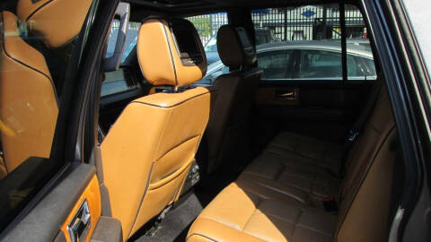 2011 Lincoln Navigator L