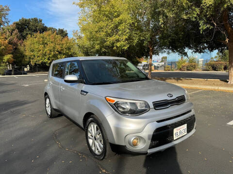 2019 Kia Soul +