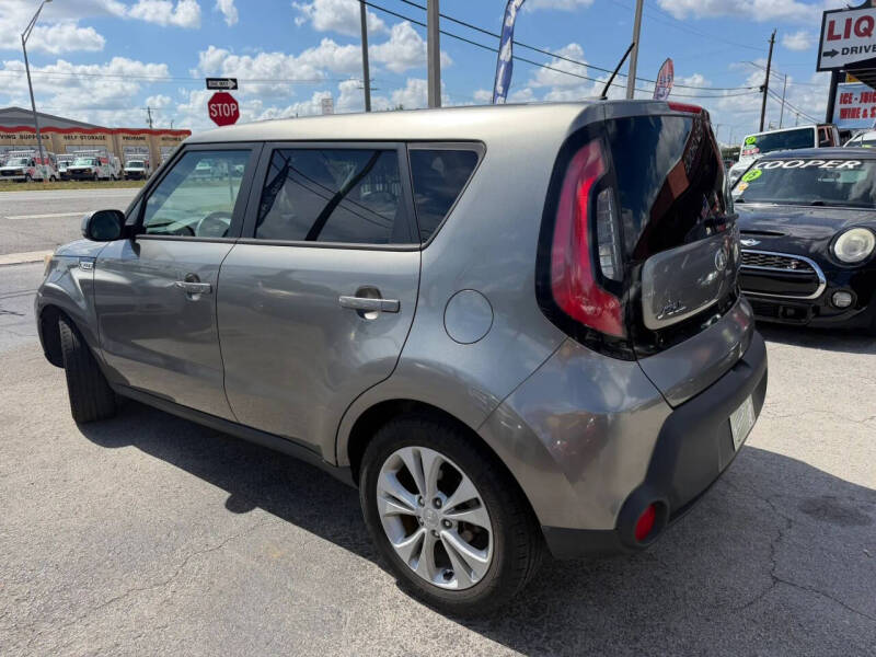 2015 Kia Soul +