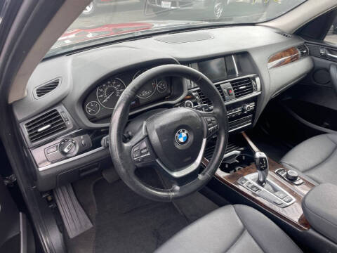 2017 BMW X3 sDrive28i