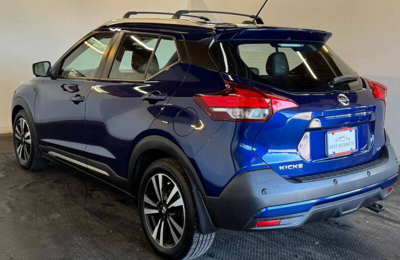 2020 Nissan Kicks SR