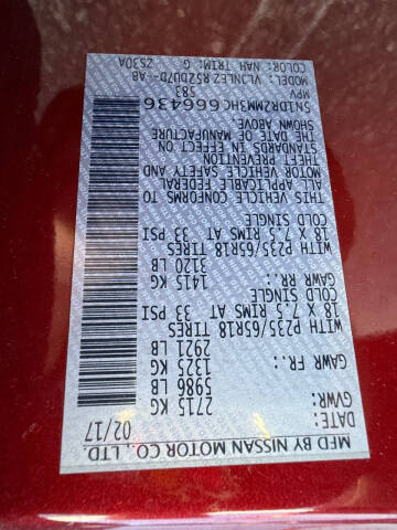 2017 Nissan Pathfinder SV