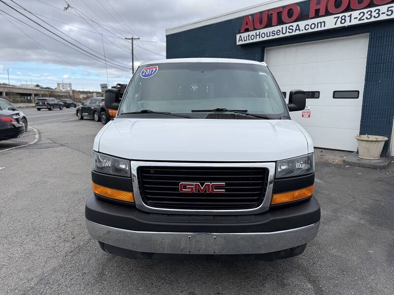 2017 GMC Savana 2500