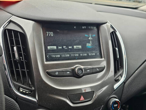 2017 Chevrolet Cruze LT Auto