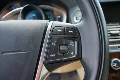 2015 Volvo XC60 3.2 Platinum