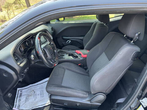 2017 Dodge Challenger SXT