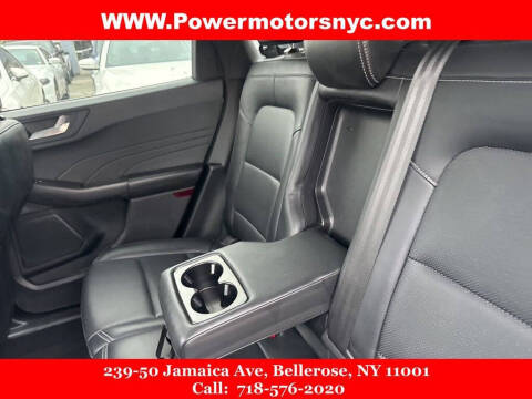 2021 Ford Escape Titanium