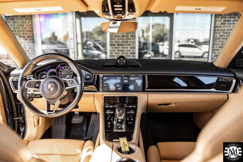 2018 Porsche Panamera