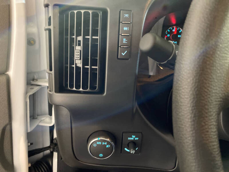 2026 Chevrolet Express 2500