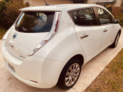 2015 Nissan LEAF