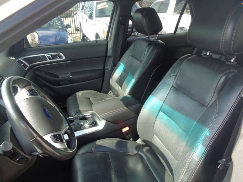 2013 Ford Explorer Sport