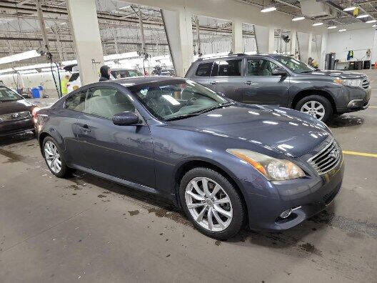 2011 Infiniti G37 Coupe x