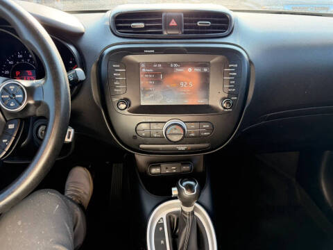 2018 Kia Soul +