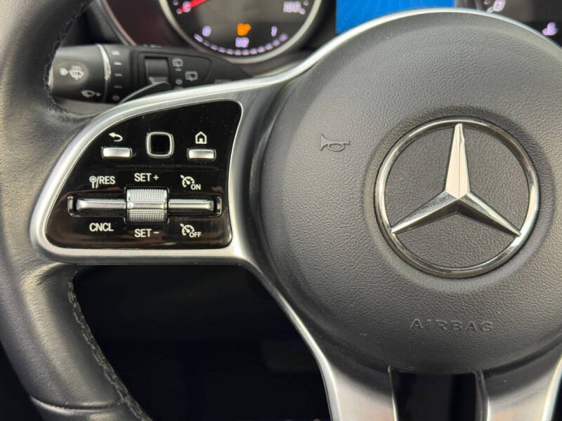 2022 Mercedes-Benz GLC GLC 300 4MATIC