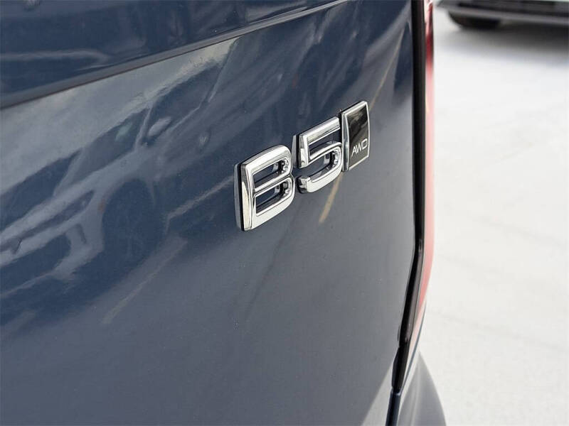 2026 Volvo XC90 B5 Core