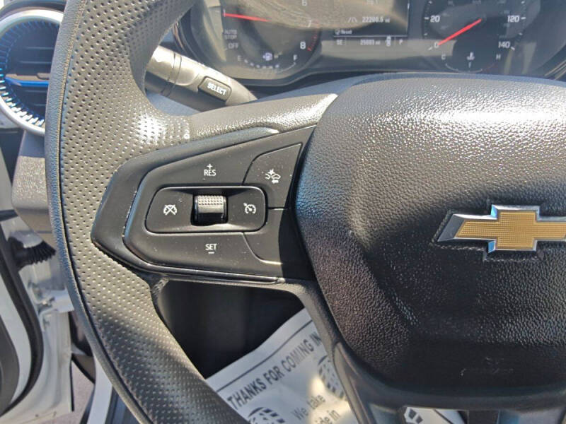 2025 Chevrolet Trax LS