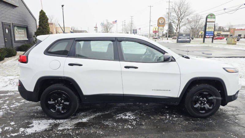2015 Jeep Cherokee Sport