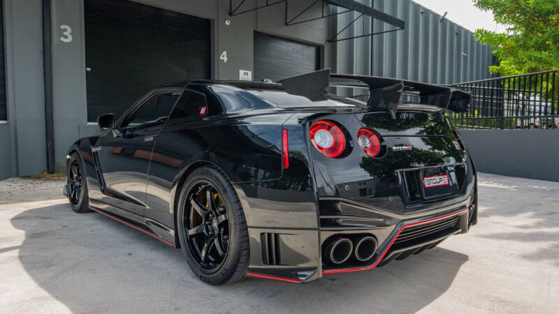 2017 Nissan GT-R NISMO