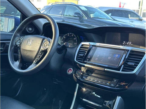 2017 Honda Accord Hybrid Touring