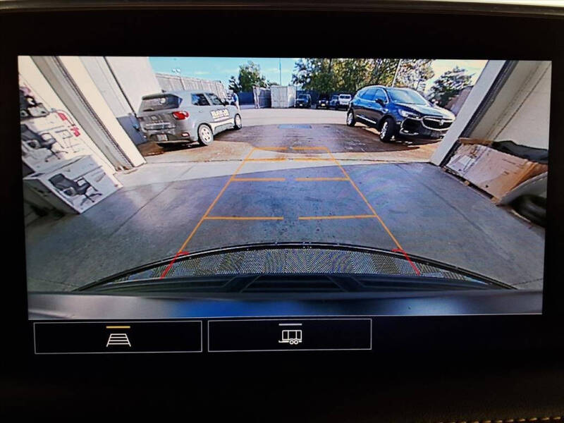 2021 GMC Yukon XL AT4