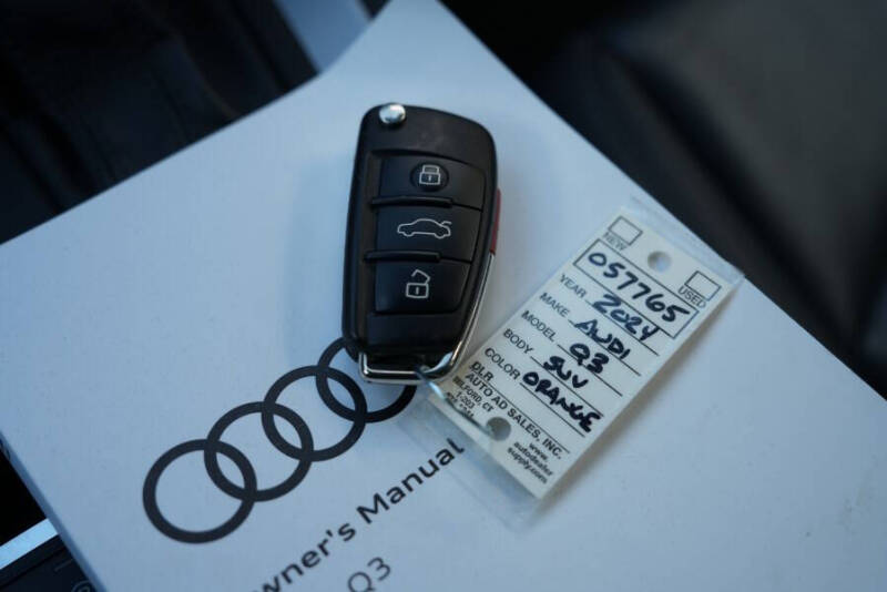 2024 Audi Q3 quattro S line Premium 45 TFSI