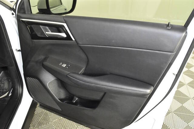 2024 Mitsubishi Outlander PHEV SE