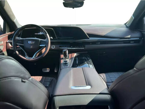 2023 Cadillac Escalade-V ESV