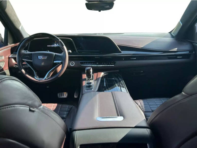 2023 Cadillac Escalade-V ESV