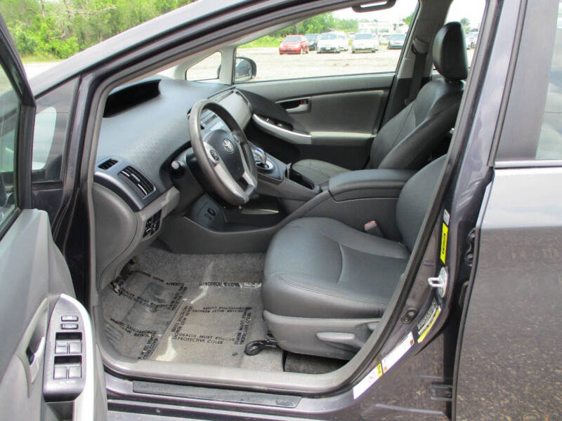 2010 Toyota Prius III
