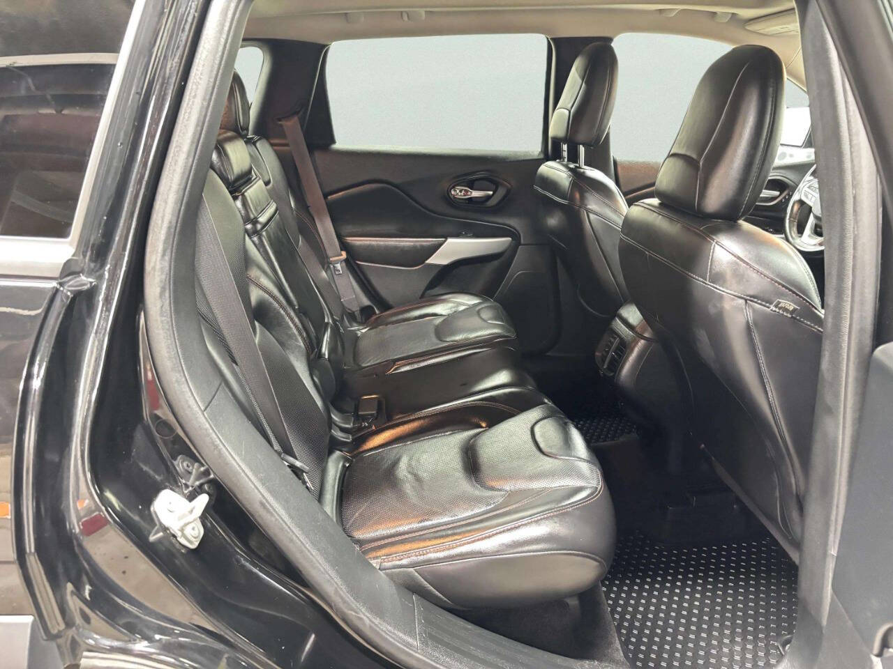 JeepCherokee19