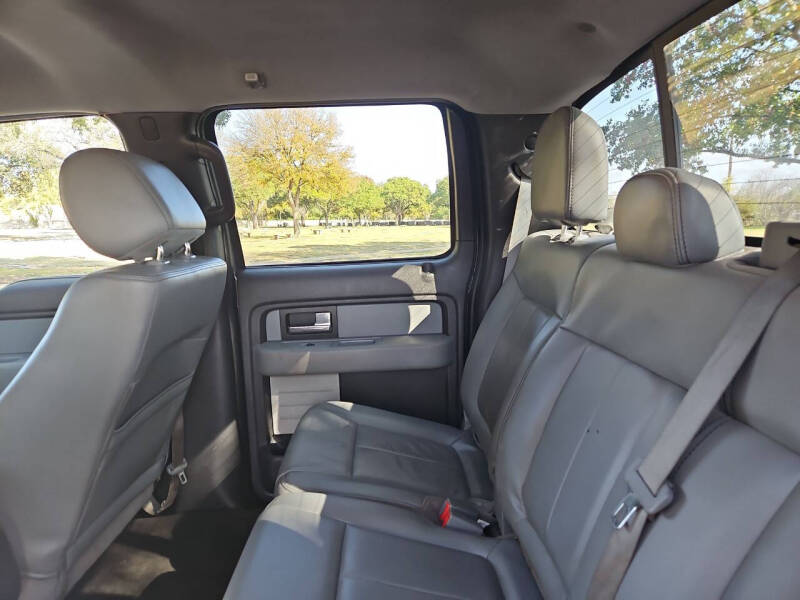 2014 Ford F-150 XLT photo 19