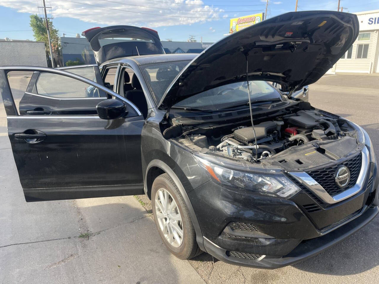 2021 Nissan Rogue Sport for sale at Ganda Auto Sales in Denver, CO