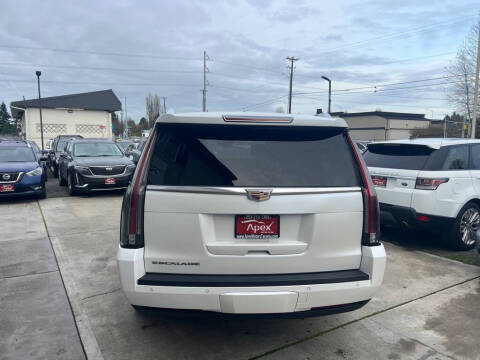 2016 Cadillac Escalade ESV Platinum