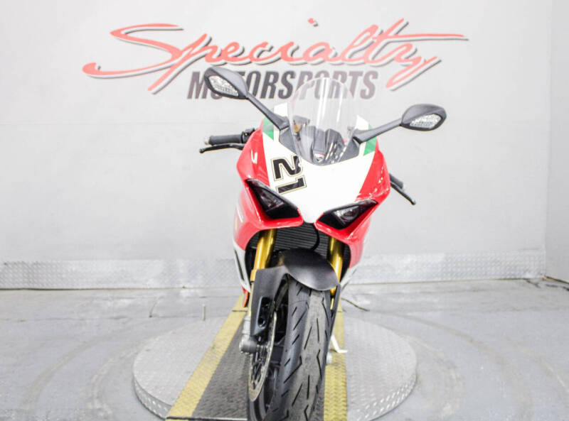 2022 Ducati Panigale V2 Bayliss