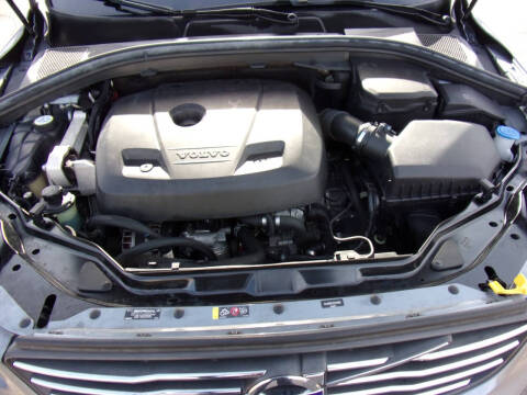 2016 Volvo XC60 T5 Drive-E Premier