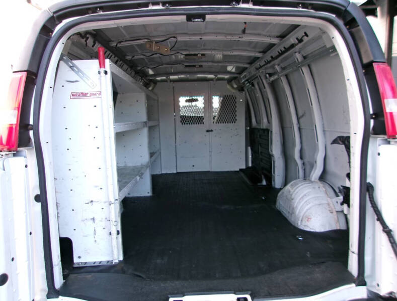 2017 Chevrolet Express 2500