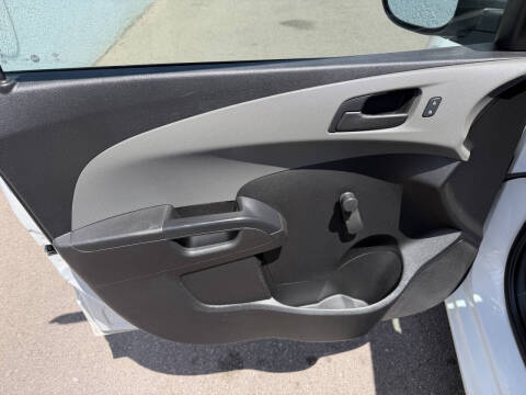 2016 Chevrolet Sonic LS Auto