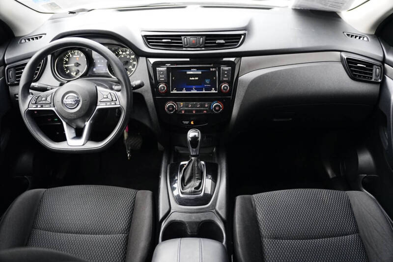 2020 Nissan Rogue Sport S