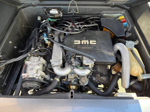 1981 DeLorean DMC-12