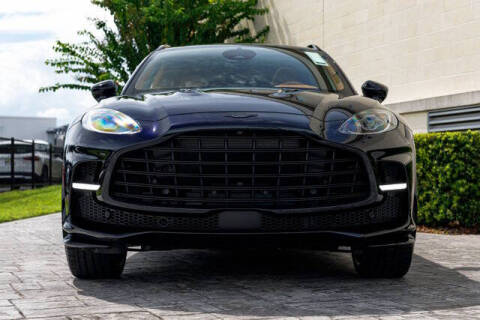 2025 Aston Martin DBX 707