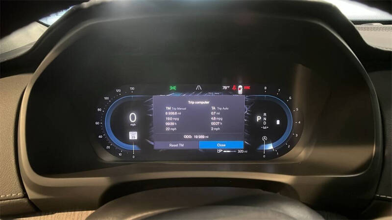 2023 Volvo XC90 B6 Ultimate Bright Theme 7P