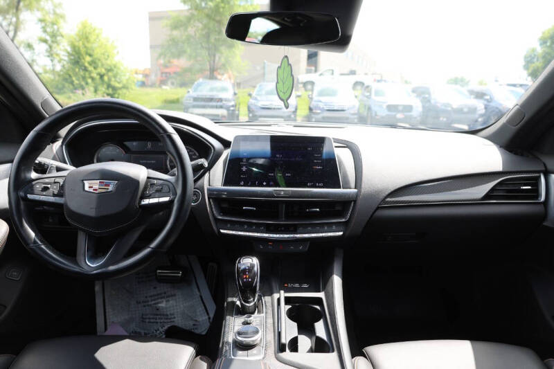 2022 Cadillac CT5-V