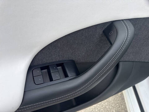 2022 Tesla Model S Plaid