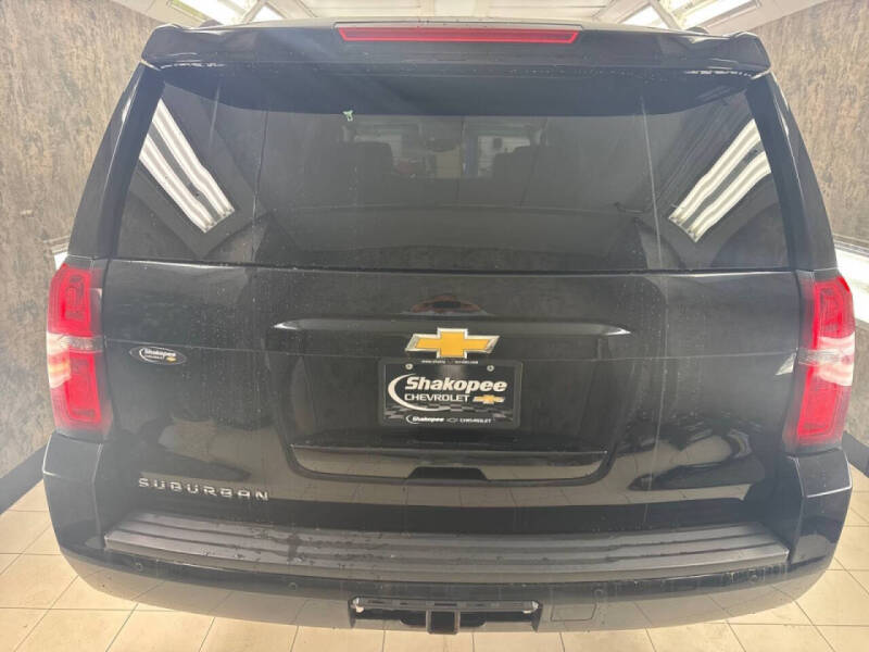 2016 Chevrolet Suburban LT