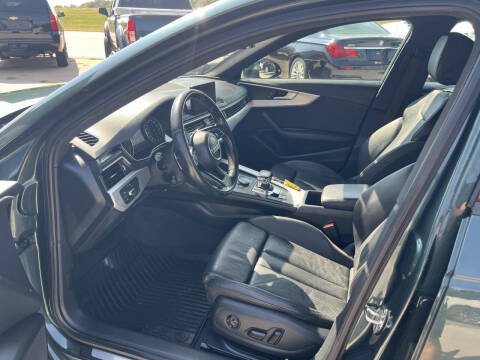 2017 Audi A4 2.0T quattro Premium