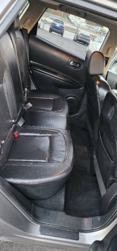 2013 Nissan Rogue SV w/SL Package