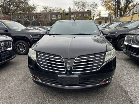 2019 Lincoln MKT Town Car Livery Fleet