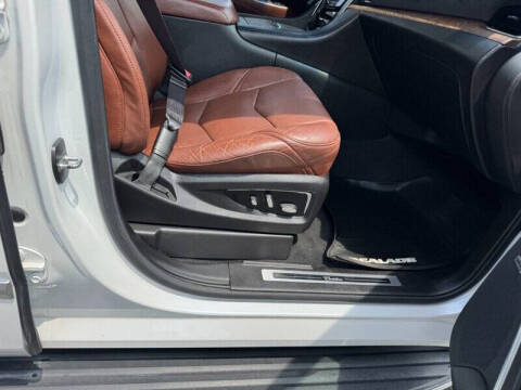 2016 Cadillac Escalade Luxury Collection