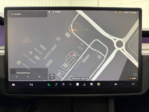 2023 Tesla Model X Standard Range